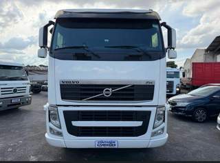 Caminhão Volvo FH 540 2014 6x4 Traçado Canelinha I-Shift à Venda — foto 2 do anúncio na Contagem Caminhões