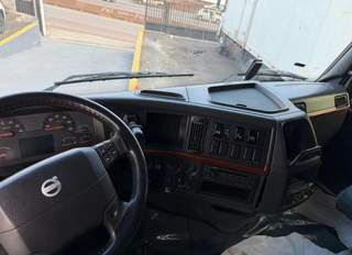 Caminhão Volvo FH 540 2014 6x4 Traçado Canelinha I-Shift à Venda — foto 13 do anúncio na Contagem Caminhões
