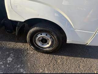Caminhão Kia Bongo K-2500 2.5 Turbo Diesel 4x2 2020 à Venda — foto 7 do anúncio na Contagem Caminhões