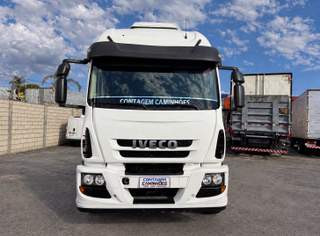 Caminhão Iveco Tector 240E30 2019 6x2 Automático Teto alto 300CV — foto 4 do anúncio na Contagem Caminhões