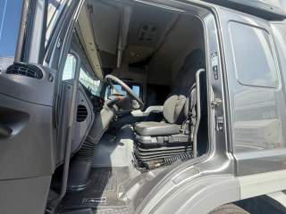 Caminhão MB Atego 3030 2023 Bitruck 8x2 Automático Teto Alto com Baú 9,50m — foto 13 do anúncio na Contagem Caminhões